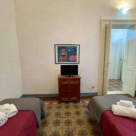 4 Balconi House-Appartamento Salentino Nel Centro Di Лечче Екстер'єр фото