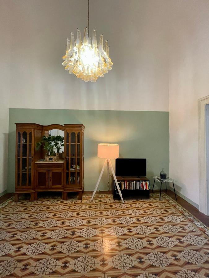 4 Balconi House-Appartamento Salentino Nel Centro Di Лечче Екстер'єр фото